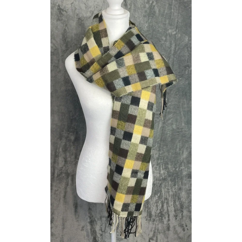 100% Cashmere Scarf Made In Germany Green Neutral Check‎ Fringe Quiet Luxury